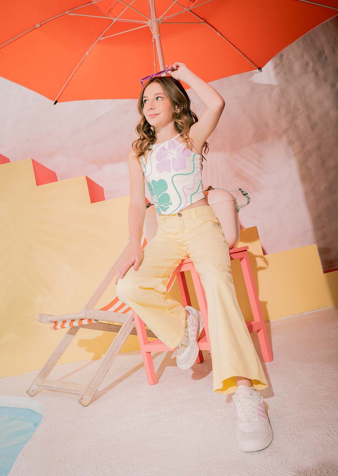 Pantalón retromom amarillo pastel bota amplia para niñas